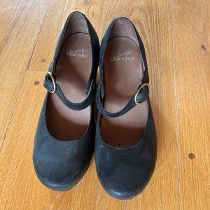 Dansko clog with buckle